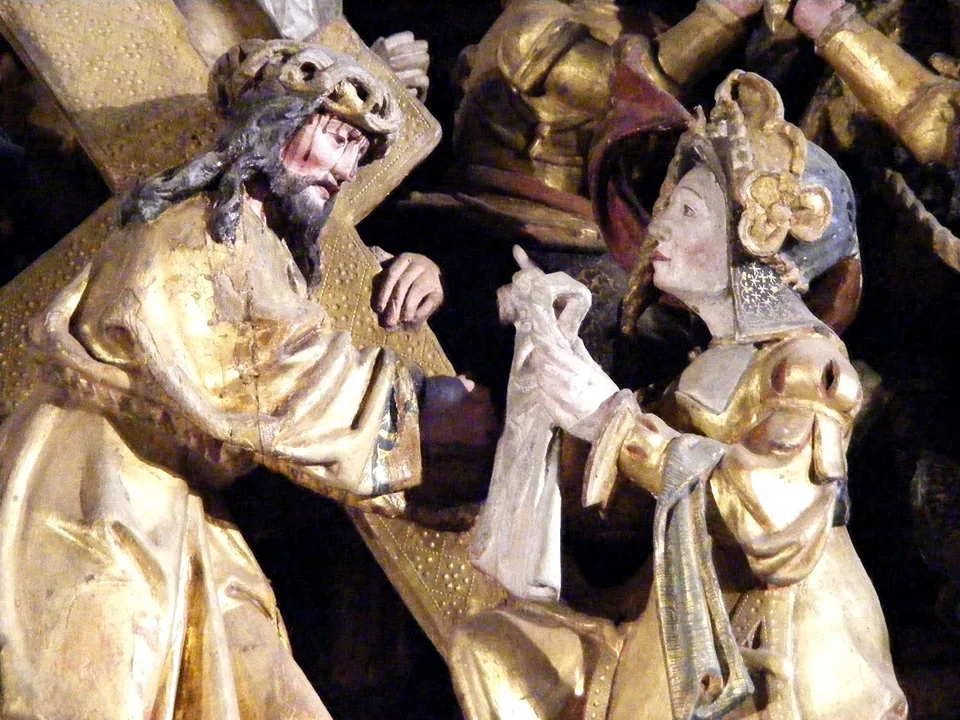 Kreuztragung mit Veronika, vergoldete Schnitzfiguren