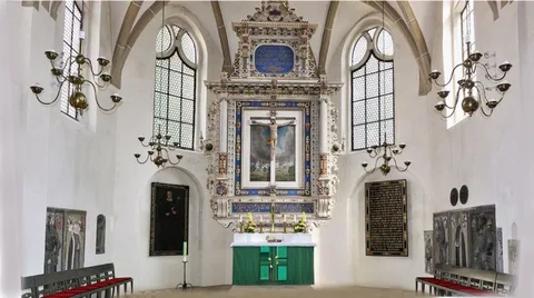 Innenraum Trinitatiskirche mit Renaissancealtar